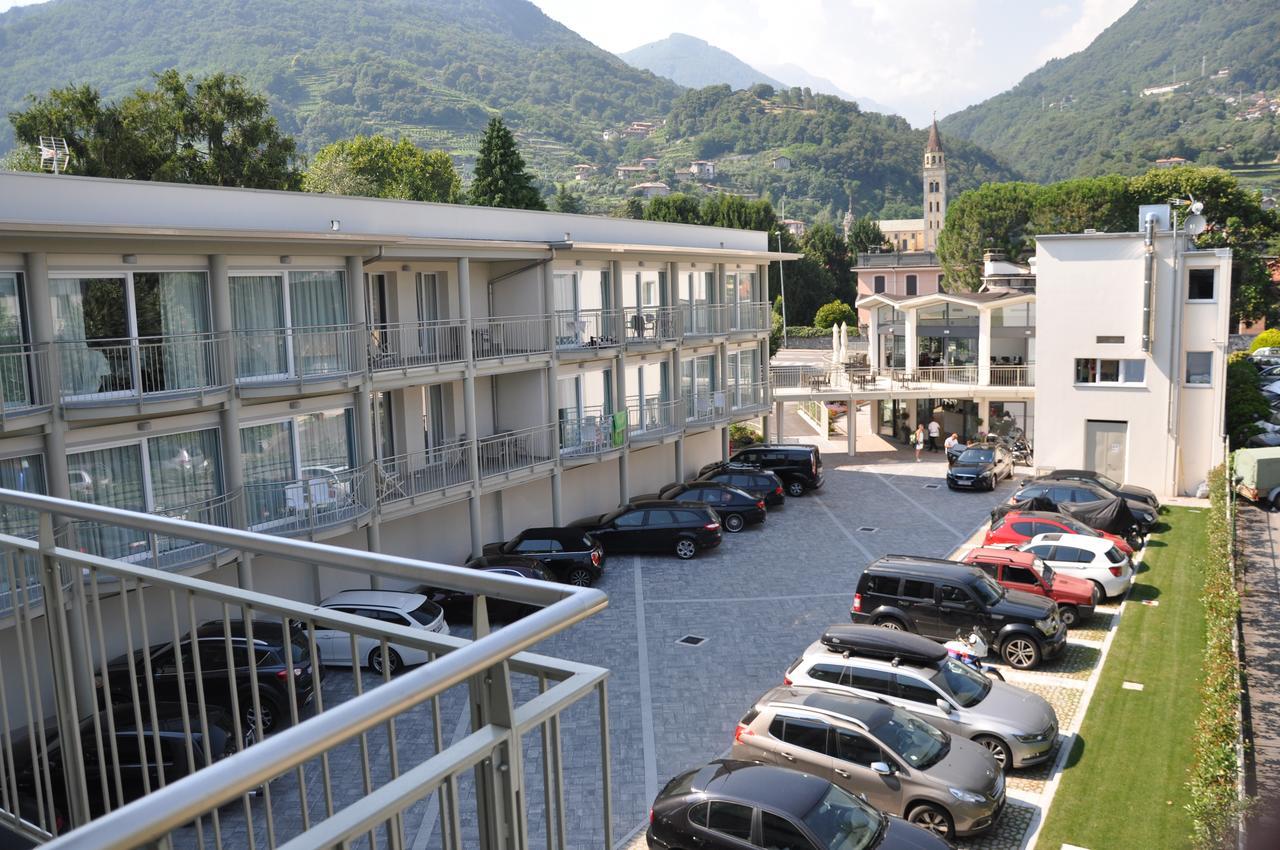 Hotel Vischi Домасо Екстериор снимка